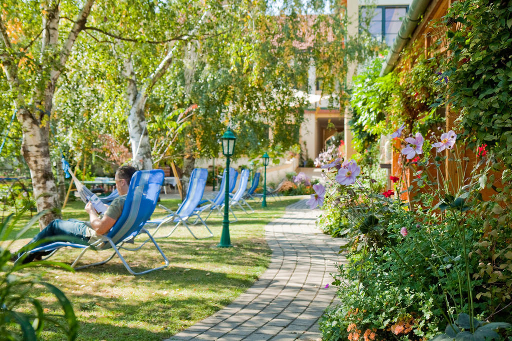 Pension Gartner Wallern im Burgenland Екстер'єр фото